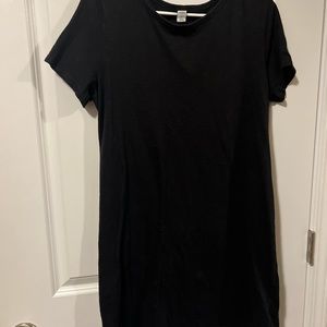 Old navy women’s t-shirt dress - knee length size l